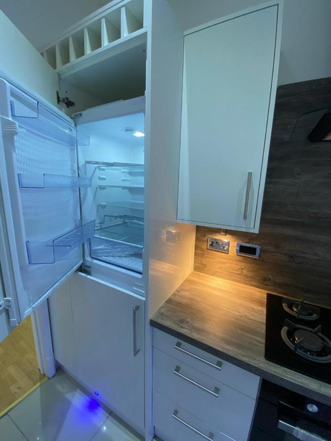 Designer Apartment Apt6 Вулвергемптон Экстерьер фото